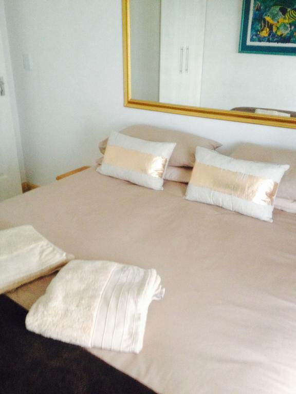 The Singing Seagull Apartment Velddrif Room photo